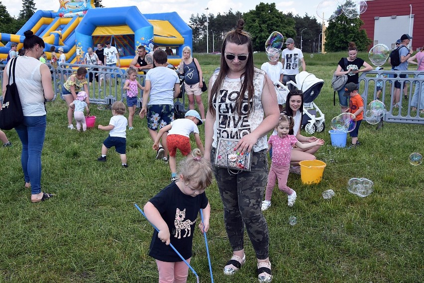 Piła. Festiwal Baniek Mydlanych dostarczył najmłodszym wiele radości. Zobaczcie zdjęcia