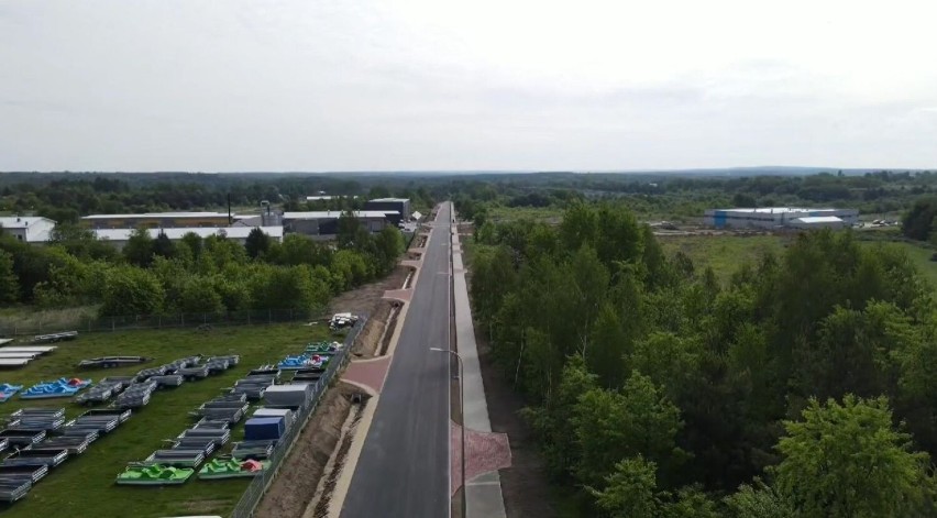 Ulica Hutnicza w Końskich już gotowa. tak wygląda z lotu ptaka. Zobacz zdjęcia i film