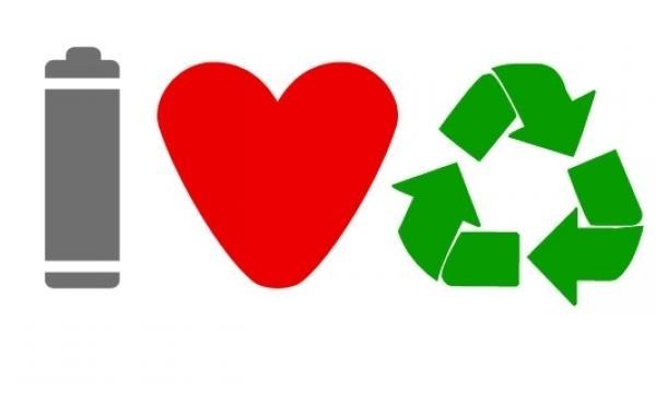 W Dzień Zakochanych pokochaj recykling. Wielkie zbieranie zużytych baterii na Przymorzu ZDJĘCIA