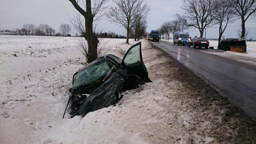 Wypadek samochodowy w Martągu. Pięć osób poszkodowanych