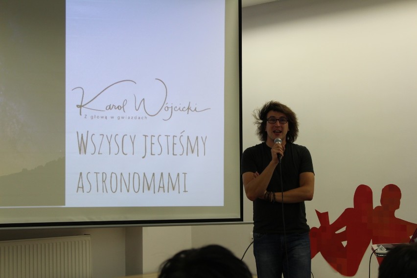 Spotkanie z Karolem Wójcickim w Miejskiej Bibliotece Publicznej w Kościanie