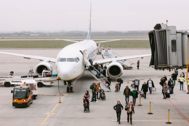 W sobotę 19 listopada samolot polskiej czarterowej linii Enter Air (lot nr 7829) leciał z lotniska Poznań-Ławica do kurortu wypoczynkowego Marsa Alam w Egipcie.