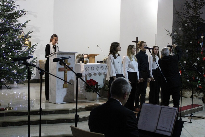 Koncert Kolęd w kościele św. Barbary w Wieluniu