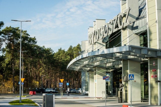 Port Lotniczy Bydgoszcz ma największy spadek operacji lotniczych w kraju, jeśli ubiegły rok porównany z 2019. Całkowita liczba operacji na polskich lotniskach to spadek o 33 procenty.