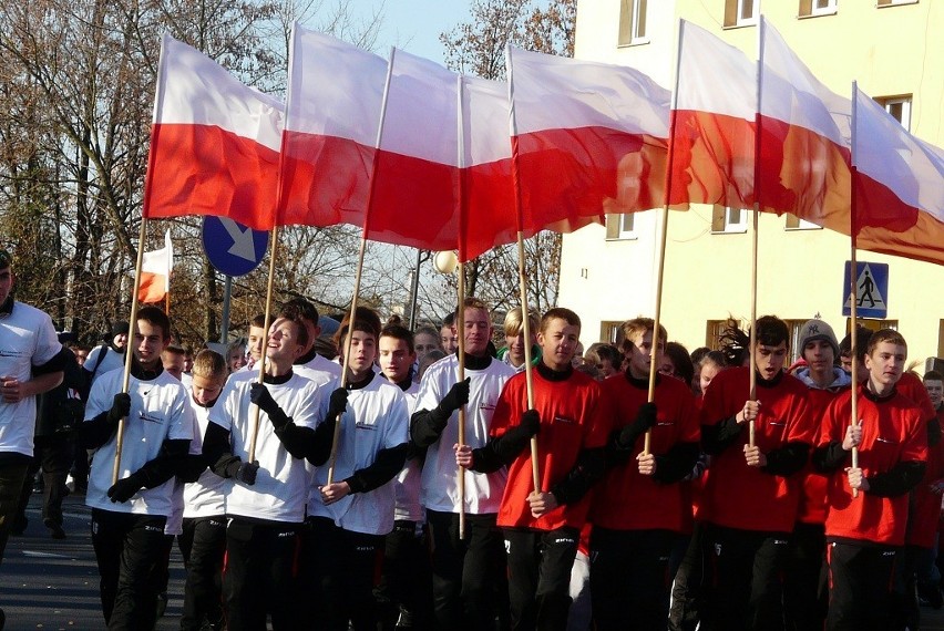 Tomaszów: Biegiem uczcili niepodległość