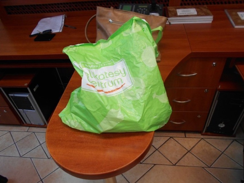 Znaleziona torebka z zakupami w Wejherowie