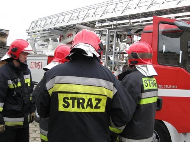 Gaz ulatniał się w kamienicy w centrum Dzierżoniowa