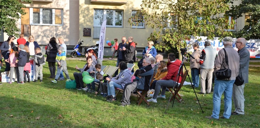 Malbork. Kandydat na burmistrza Paweł Dziwosz spotkał się z mieszkańcami