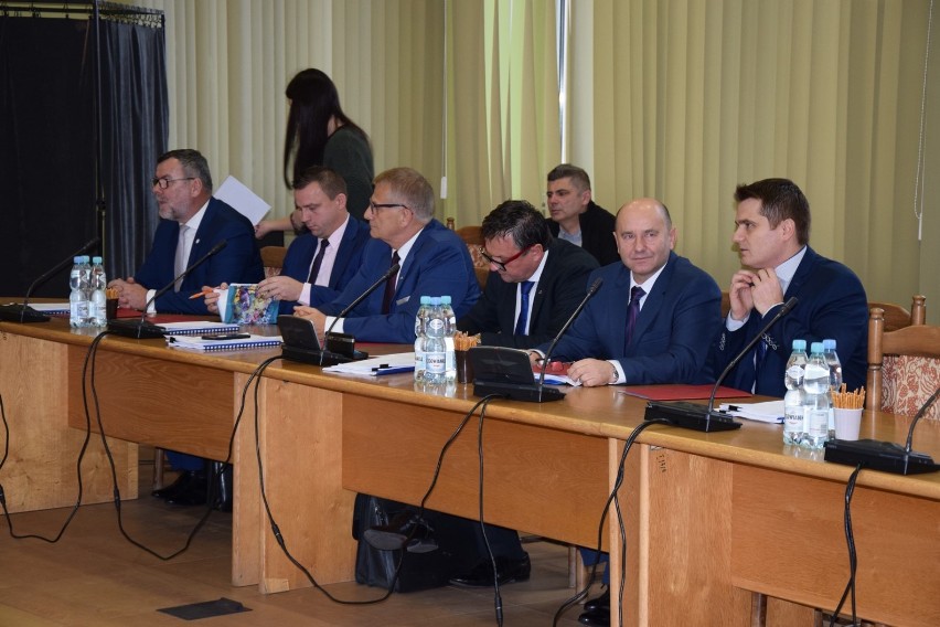 I sesja Rady Powiatu Łaskiego kadencji 2018-2023