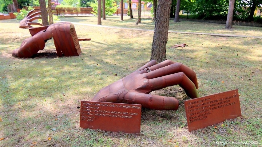 Obława Augustowska 1945. W Mikaszówce (gm. Płaska) można obejrzeć niezwykłą instalację [zdjęcia]