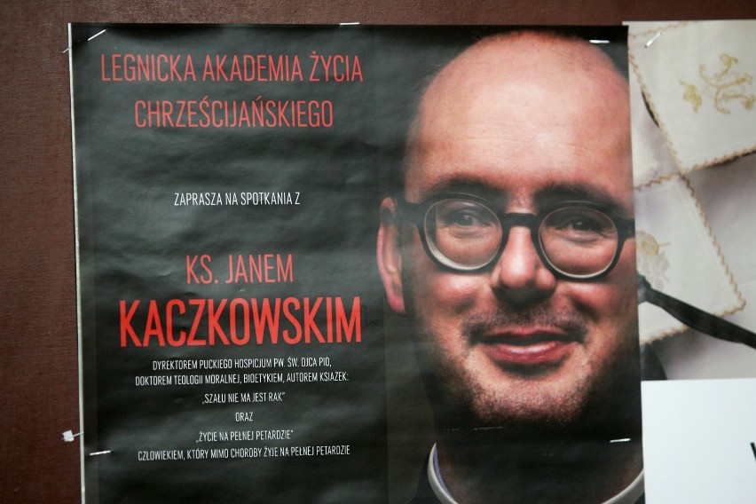Ks Jan Kaczkowski - rocznicę jego 43. urodzin obchodzić...