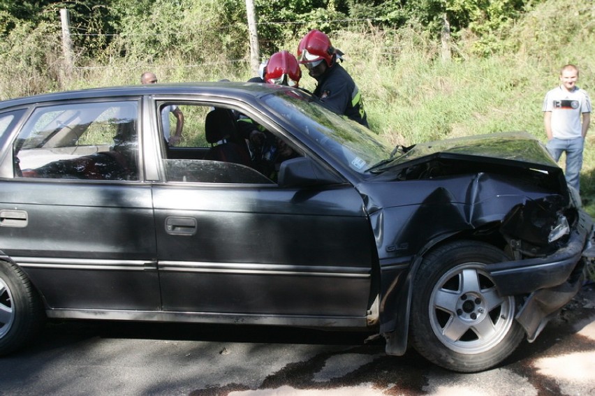 Wypadek w Jezierzanach (ZDJĘCIA)
