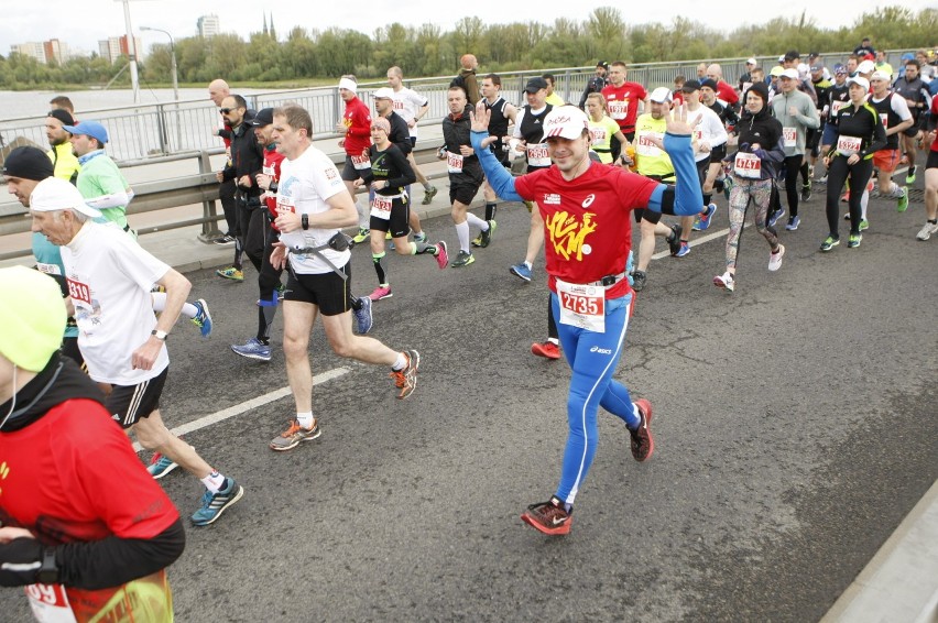 Orlen Warsaw Marathon 2016: zdjęcia uczestników biegu na 42,195 km! [GALERIA 1]