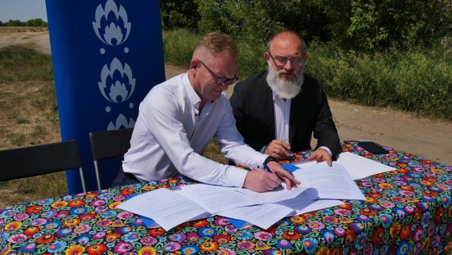 Rozpoczął się kolejny etap budowy zalewu w Łowiczu. Podpisano już odpowiednie umowy