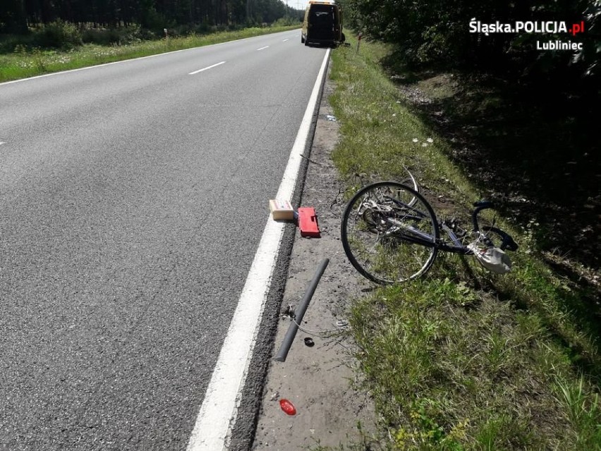 Policja opublikowała zdjęcia z wypadku na DK 46 w Herbach, w którym ucierpiał 38-letni rowerzysta [ZDJĘCIA]