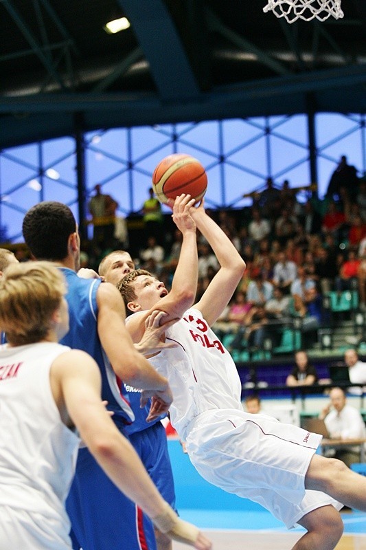 ME U 18: Polska pokonała Serbię 70:61 i awansowała do ćwierćfinału (ZDJĘCIA)