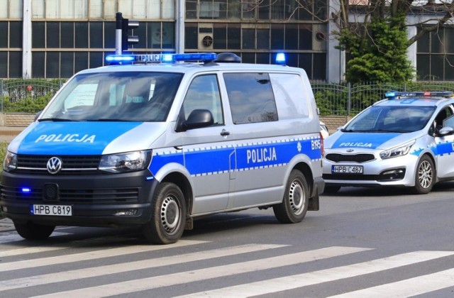 Zatrzymanie nietrzeźwego kierowcy w Bydgoszczy. Policjant oddał strzał w powietrze.