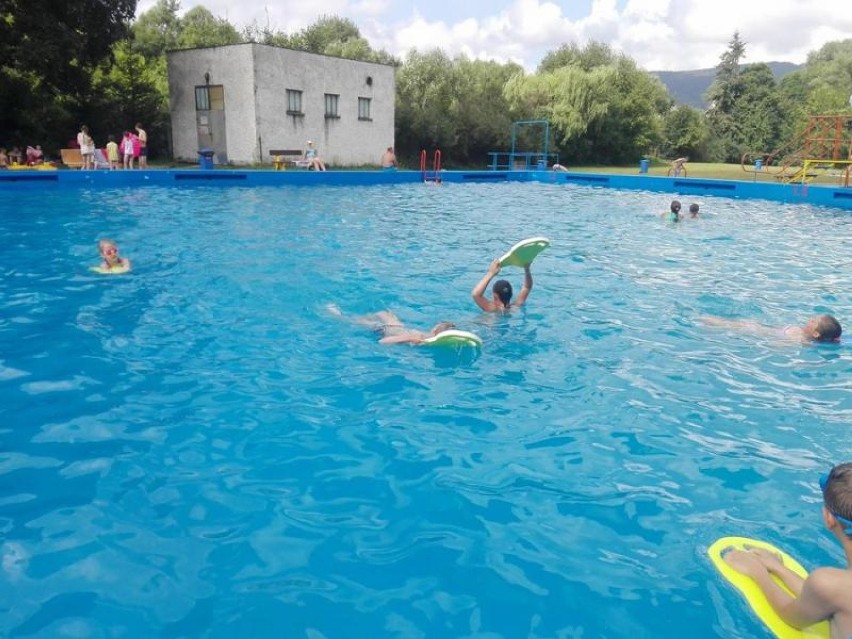 W Głuszycy trwa realizacja projektu „Głuszyccy pływacy” w ramach programu powszechnej nauki pływania "Umiem pływać". 