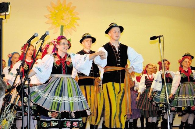 Tancerze Boruty wystąpili w Lutni z okazji jubileuszu 45-lecia.