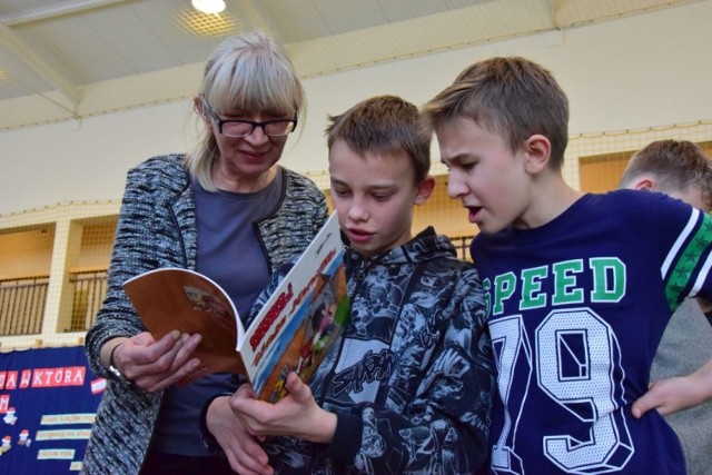Szkoła Podstawowa w Górze w konkursie Empiku wygrała 1000 książek.