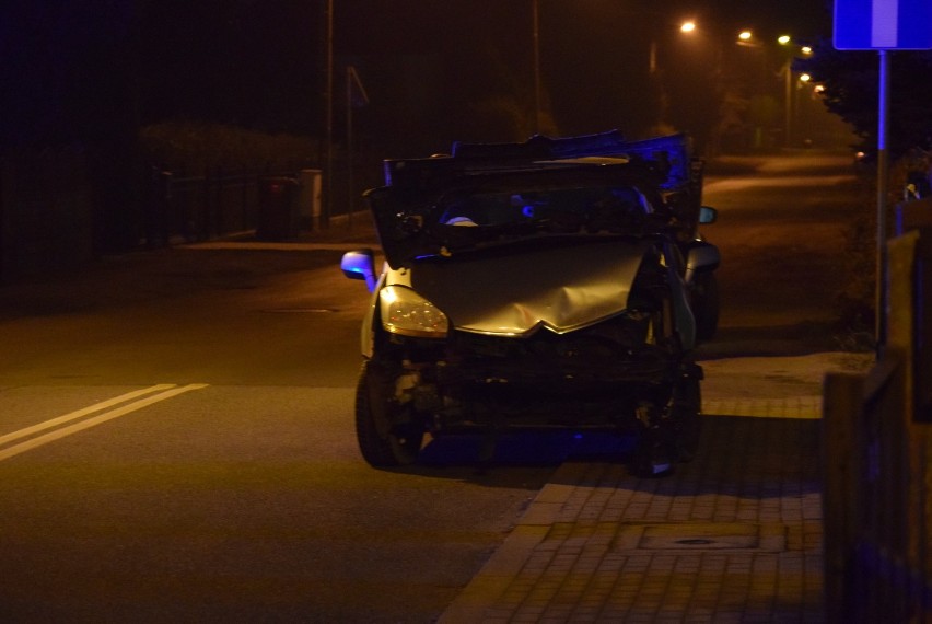 Wypadek Gniezno. Na skrzyżowaniu ulic Topolowej i Poznańskiej zderzyły się dwa samochody