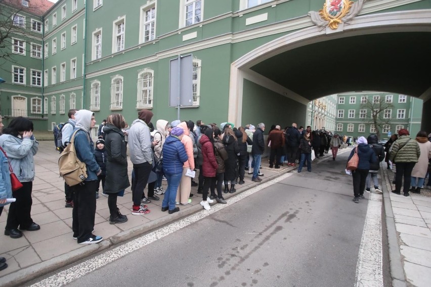 Od pierwszego dnia rejestracji przed urzędami gminnymi...