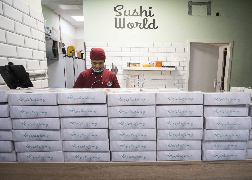 Warszawskie Sushi World najlepszą restauracją sushi w Polsce. Tam zjesz nietypowe rolki inspirowane kuchniami świata