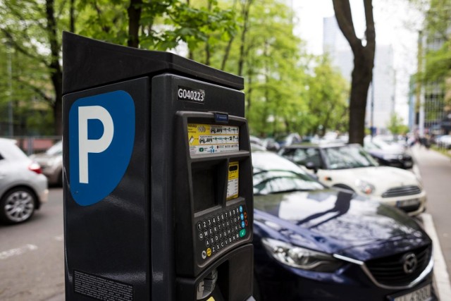 Mobilne opłaty za parkowanie. Miasto szuka nowych rozwiązań