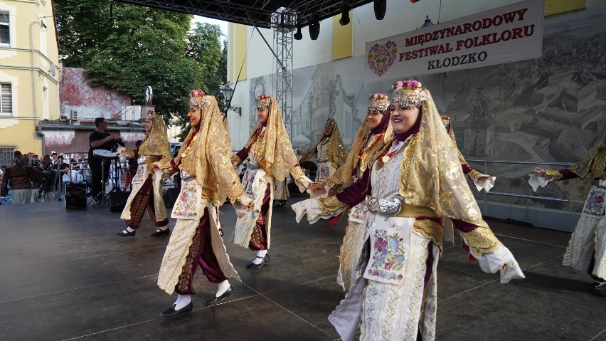 Międzynarodowy Festiwal Folkloru w Kłodzku. Było kolorowo i hucznie!