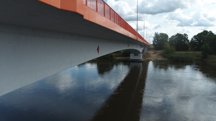 Most na Odrze w Milsku, na drodze między Sławą a Zieloną...