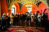 W USC w Szczecinie wręczyli medale z okazji 50-lecia małżeństwa