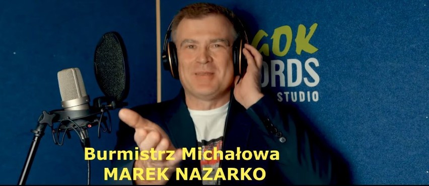 Dzień Kobiet 2020: Burmistrz Michałowa Marek Nazarko i jego pracownicy zaśpiewali do melodii "Ona by tak chciała" (wideo)