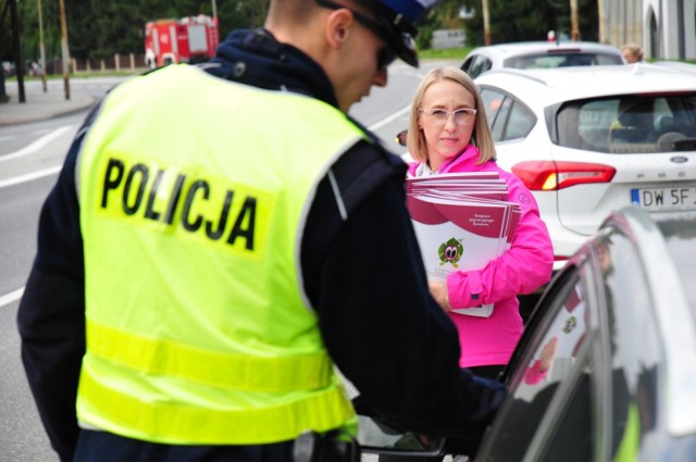 W wtorek, na ulicy Lwowskiej w Jaśle odbył się ostatni etap lokalnej kampanii profilaktycznej pn. „Przeciw pijanym kierowcom”.