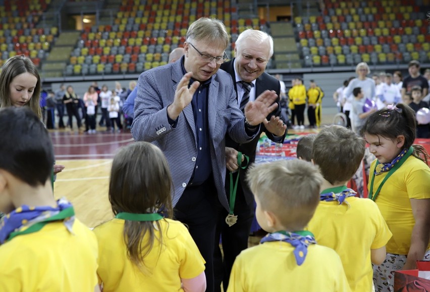 Przełam Bariery z ISD Huta Częstochowa w Hali Sportowej...