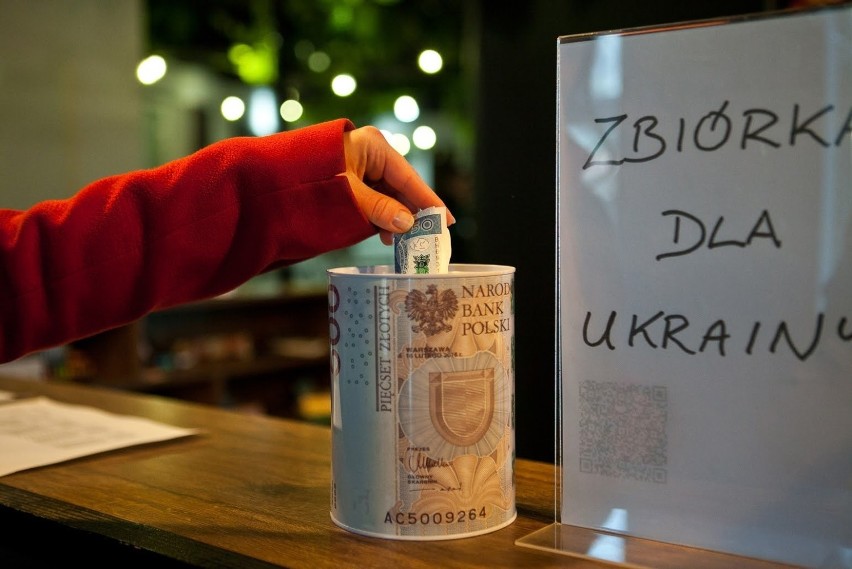 Tancerze z Rzeszowa podczas warsztatów tańca zebrali 10 tysięcy złotych dla uchodźców z Ukrainy! [ZDJĘCIA]