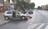 Biłgoraj: wypadek w centrum miasta. 32-letni motocyklista w szpitalu