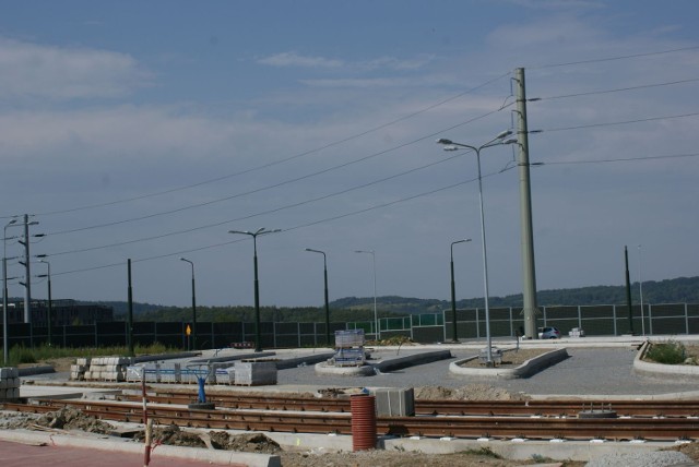 Budowa pętli autobusowej Ruczaj - Czerwone Maki. Sierpień 2012.