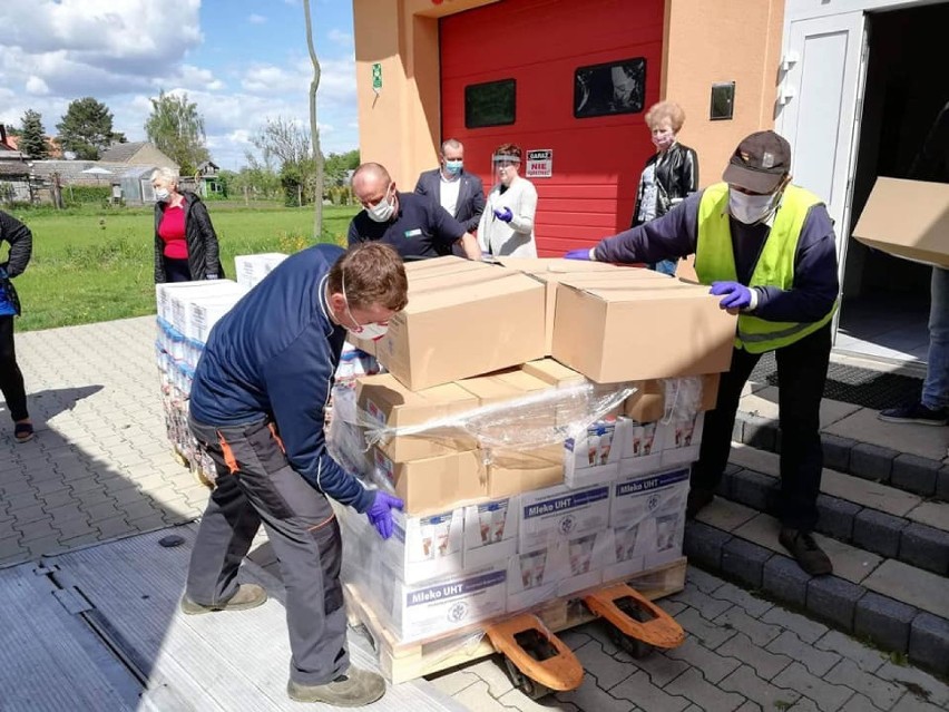 Paczki już trafiają do potrzebujących