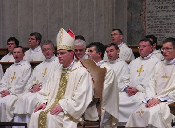 Bp Janusz Kaleta ma 47 lat. Biskupem jest od 2006 roku