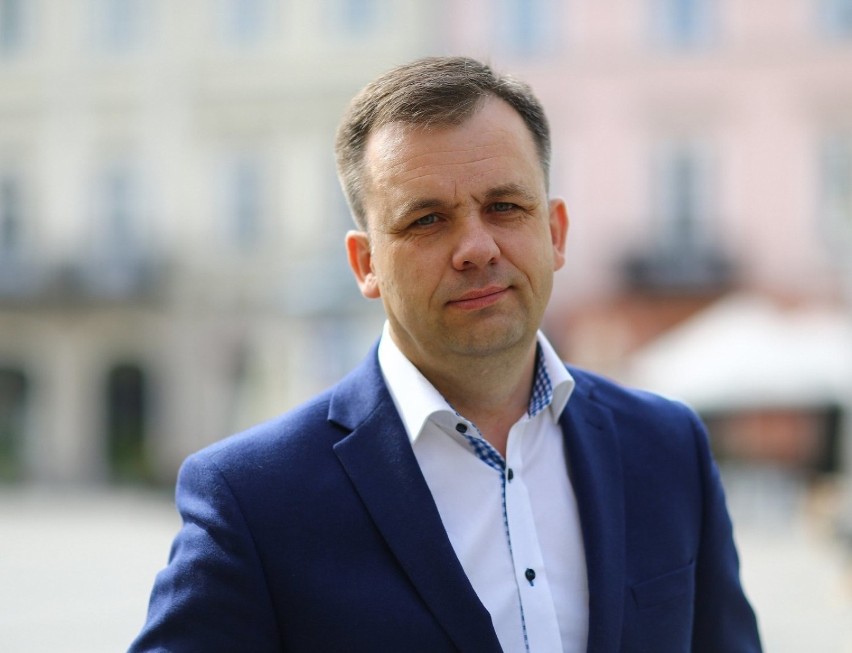 Prezydent Piotrkowa Krzysztof Chojniak  we współwłasności...