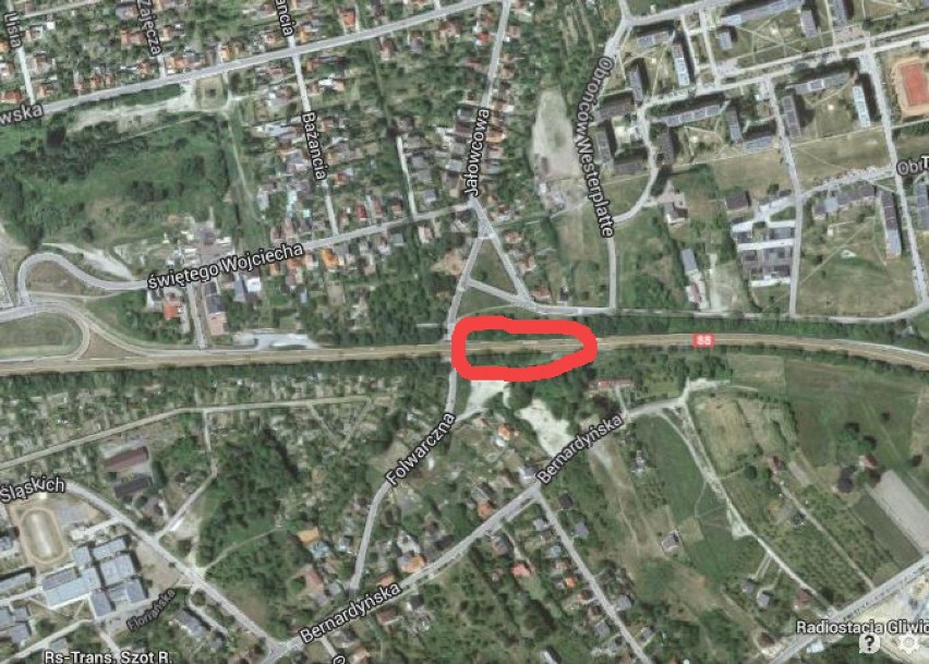 Tragiczny wypadek na DK88 w Gliwicach: Trzy osoby nie żyją