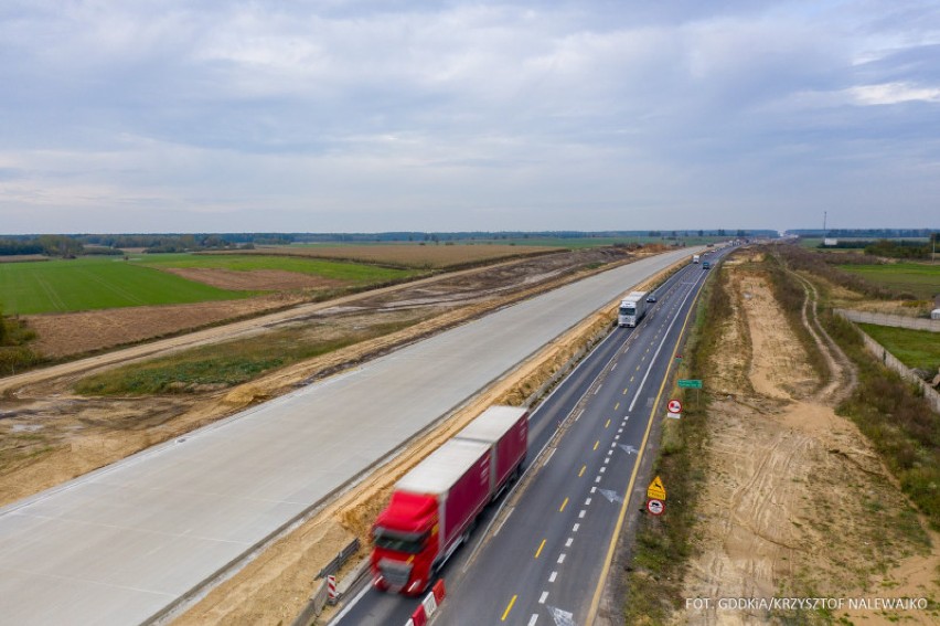 A1 Radomsko. Kolejny betonowy odcinek autostrady A1 oddany kierowcom [ZDJĘCIA]