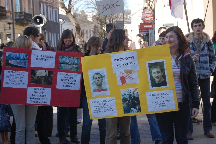 Wolność słowa została naruszona na Białorusi. Ponad...