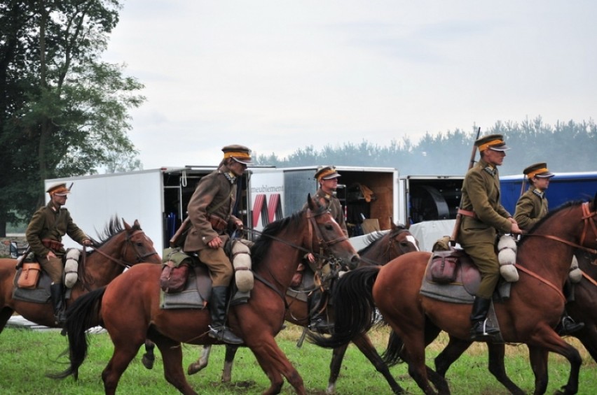 Tak powstawała "Bitwa Warszawska 1920" w Poświętnem i Piotrkowie. Zobacz zdjęcia z planu filmowego