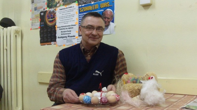 Pomysłodawcą akcji jest Tadeusz Bartoś, opiekun stołówki dla ubogich i bezdomnych "Kromka Chleba" w Kraśniku.