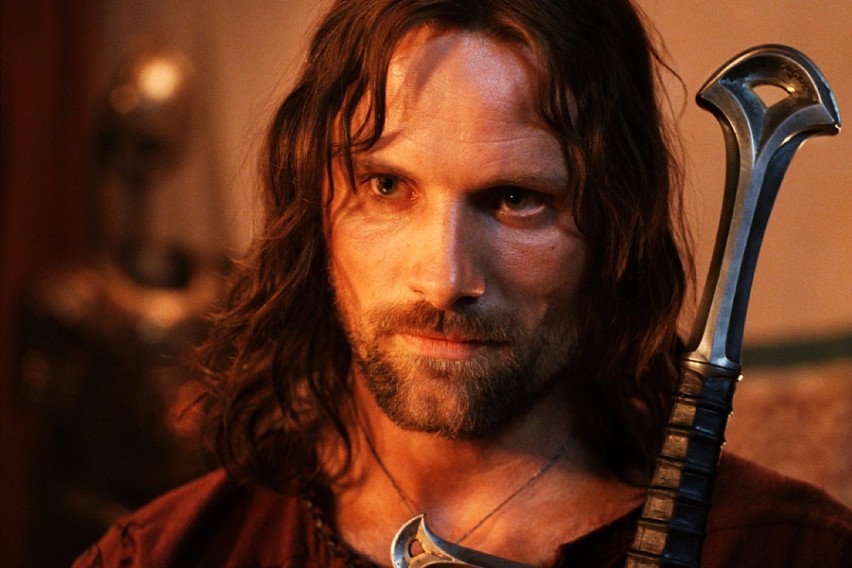 Viggo Mortensen (Aragorn) w roku, gdy na ekrany wchodziła...