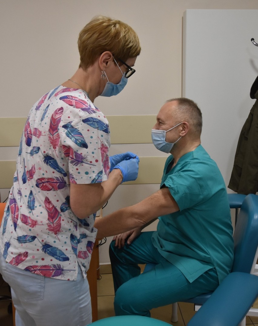Ruszyły szczepienia COVID-19 w Kociewskim Centrum Zdrowia ZDJĘCIA 