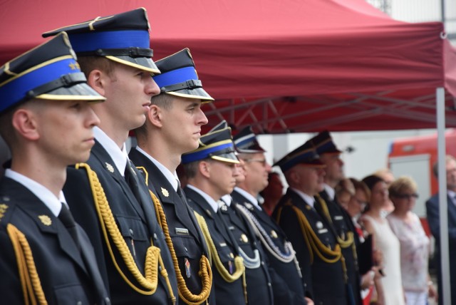 Uroczysty apel w tyskiej komendzie Państwowej Straży Pożarnej