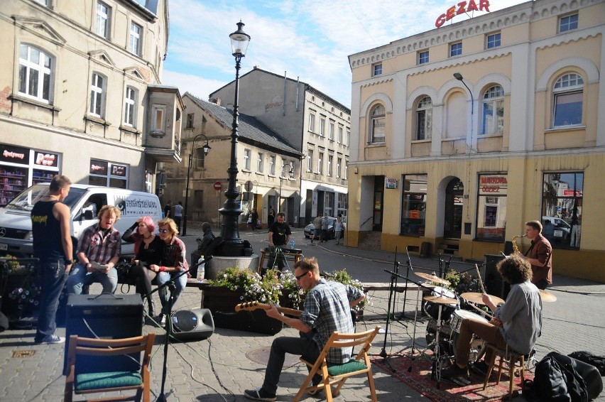 Śrem: &quot;Muzyczne horyzonty&quot; 2012 - jam sessions na deptaku i koncerty na rynku (ZDJĘCIA)