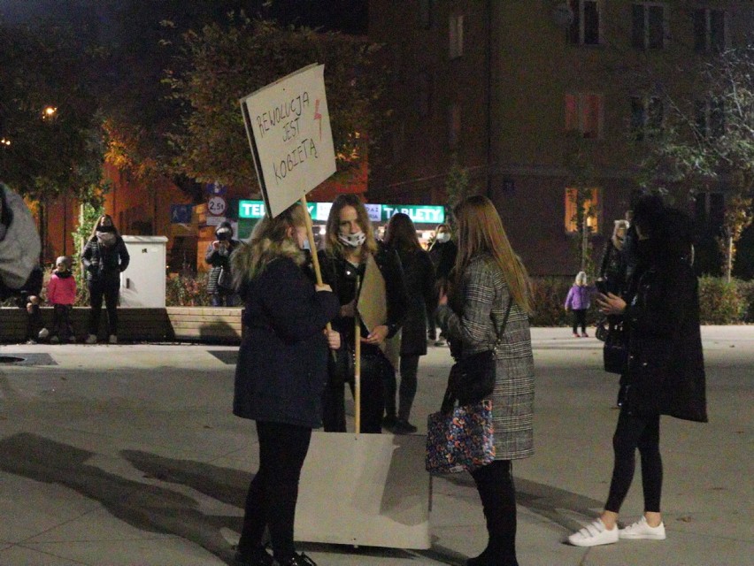 Świdnickie spacery powróciły? Świdniczanie zjednoczeni w walce o prawa kobiet